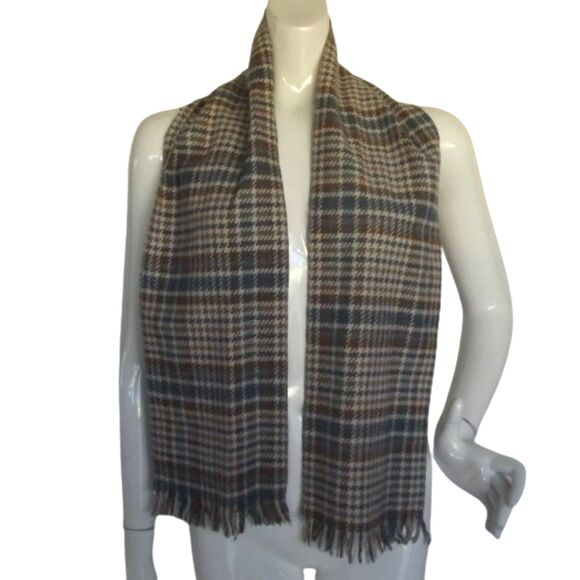 Wooly scarf, 8 x 56, Plaid w/Houndstooth, Fringe, Off-white, Gray, brown - Picture 2 of 6